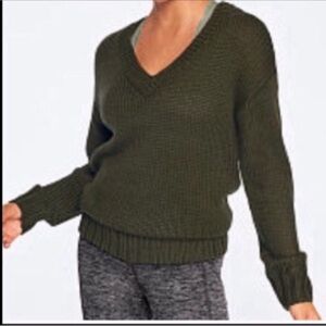 Pink Victoria’s Secret BOYFRIEND V-NECK SWEATER